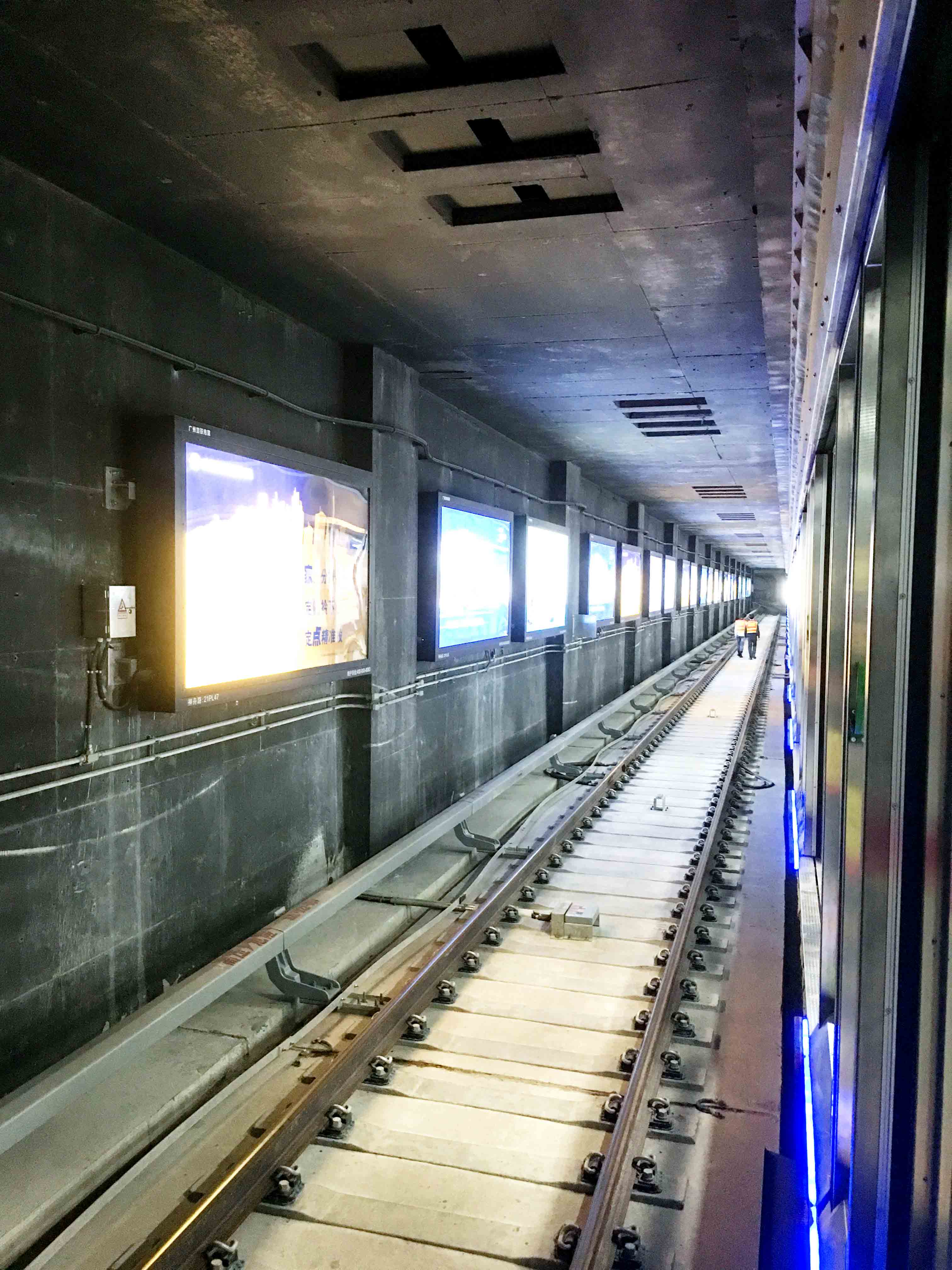 地铁21号线选取Stake的轨道交通智能照明解决规划